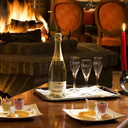 Le Saint Michel Hotel 2*