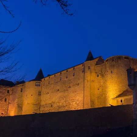 Le Saint Michel 2*