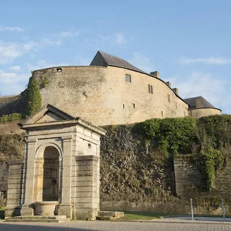 Hotel Le Saint Michel Sedan