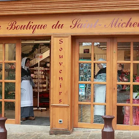 فندق Le Saint Michel 2*