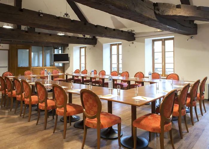 圣米歇尔酒店 酒店 色当