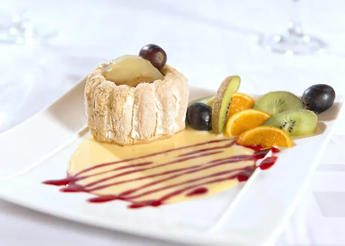 圣米歇尔酒店 色当